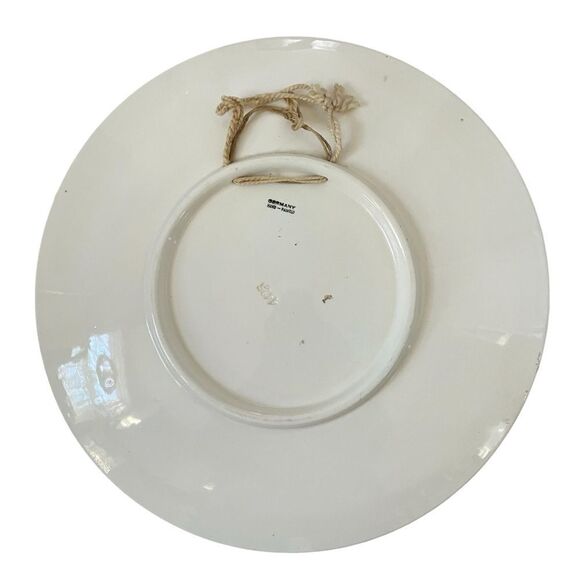 Antique Art Deco 1930s handpainted Majolica plate ‘Cries of London’ - Picture 3 of 7